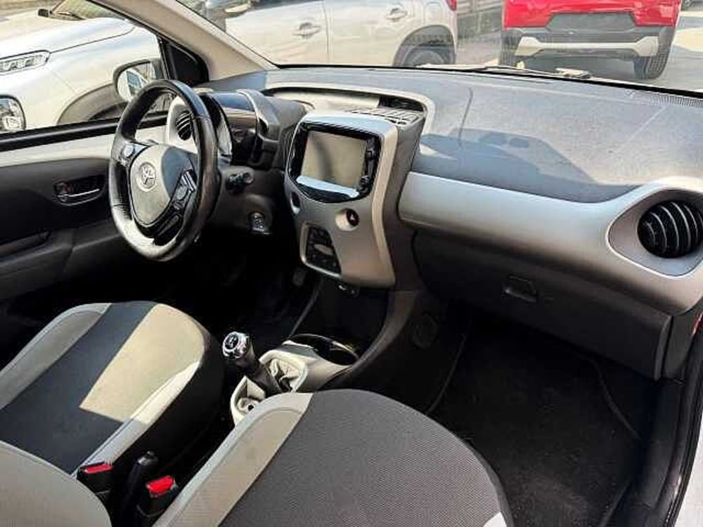 Toyota Aygo usata a Brescia (7)