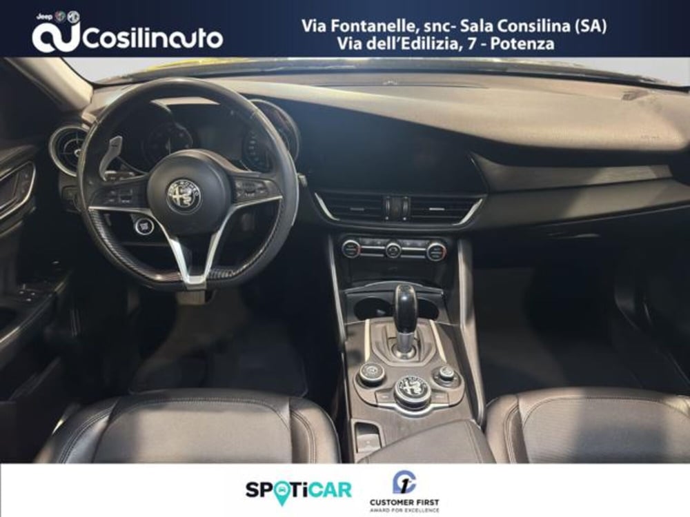 Alfa Romeo Giulia usata a Salerno (11)
