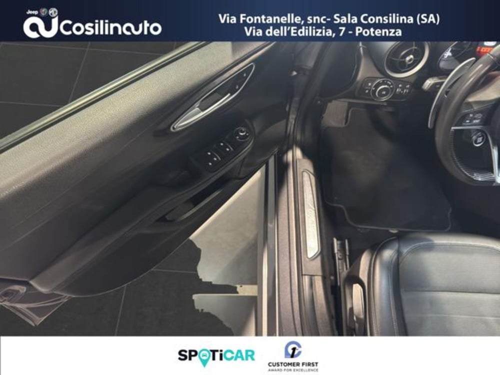 Alfa Romeo Giulia usata a Salerno (16)
