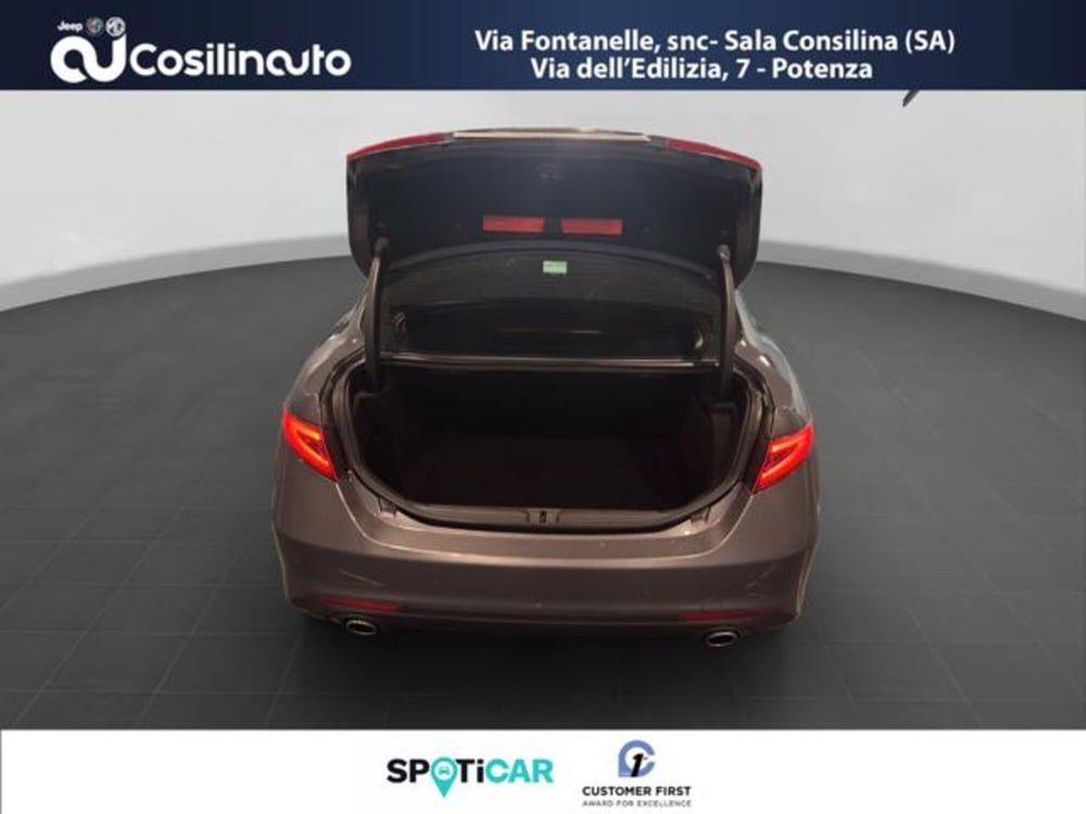 Alfa Romeo Giulia usata a Salerno (17)