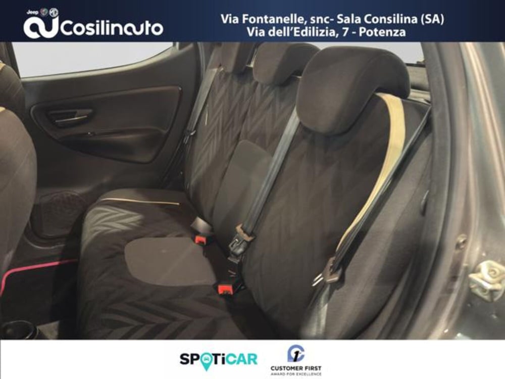 Lancia Ypsilon usata a Salerno (10)