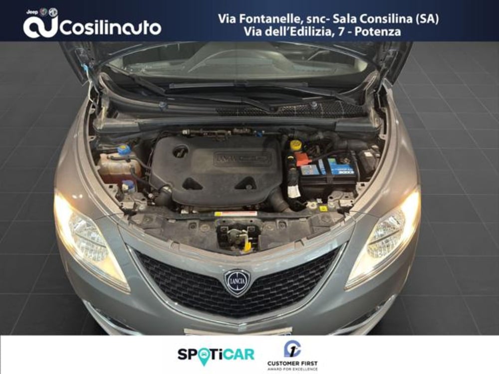 Lancia Ypsilon usata a Salerno (19)