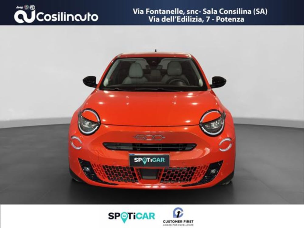 Fiat 600e nuova a Salerno (8)