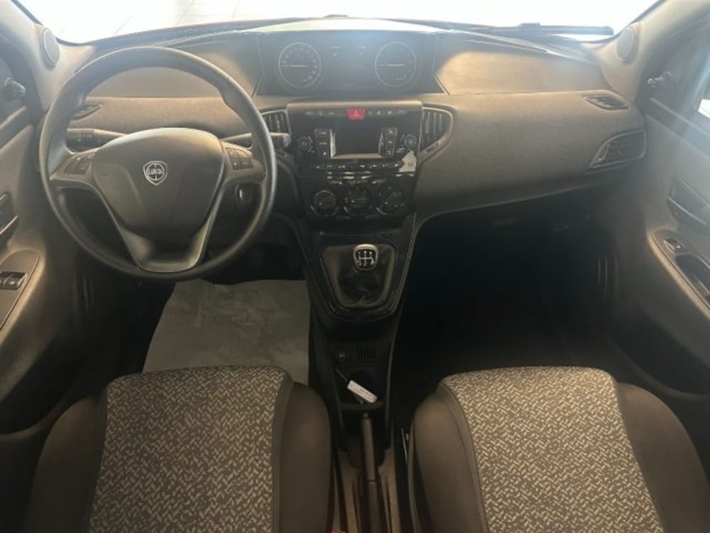 Lancia Ypsilon usata a Cuneo (10)