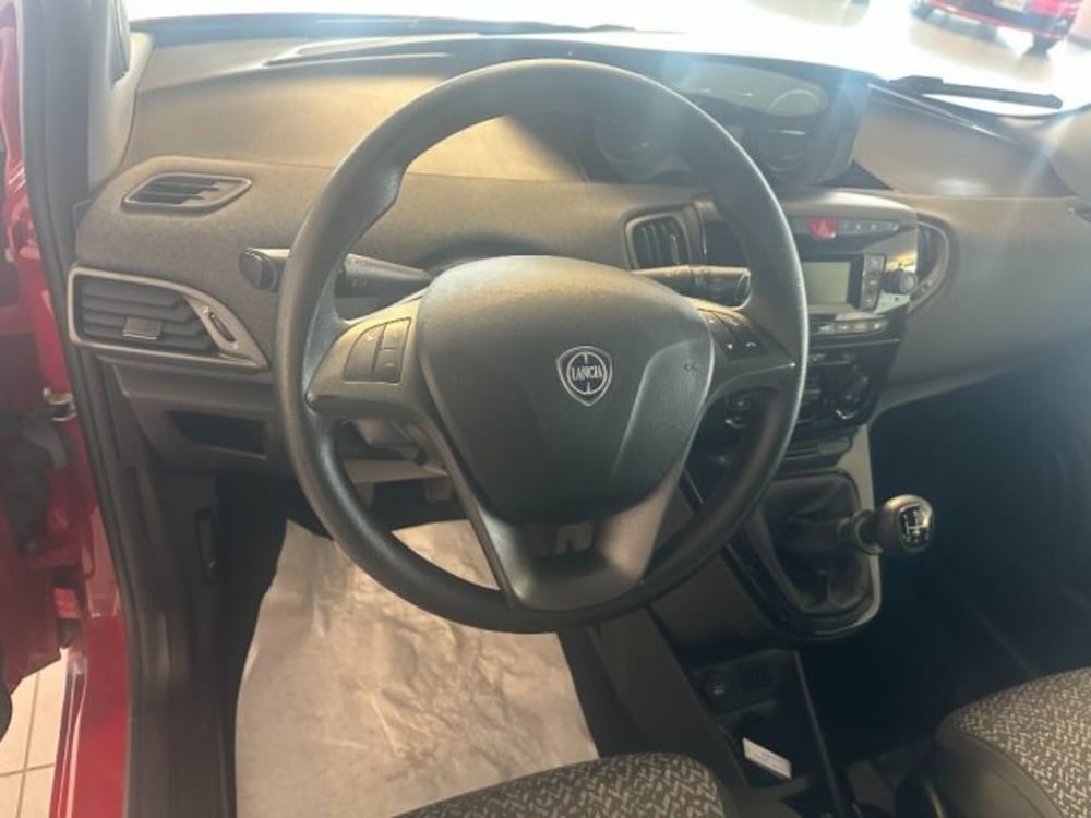 Lancia Ypsilon usata a Cuneo (9)