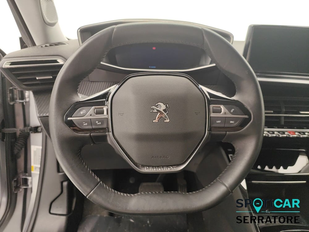 Peugeot 2008 usata a Como (8)