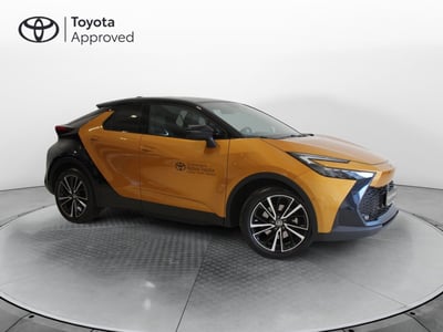 Toyota Toyota C-HR 2.0 hv Lounge Premiere fwd e-cvt del 2024 usata a Trento