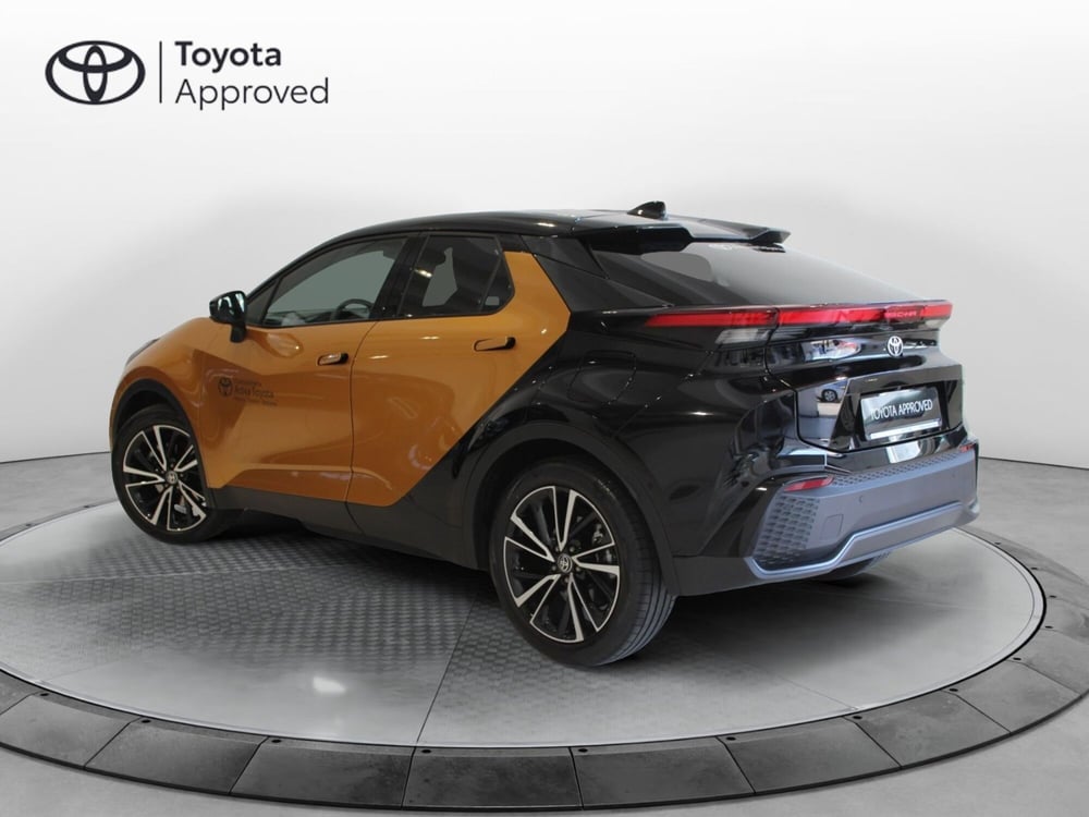 Toyota Toyota C-HR usata a Trento (5)