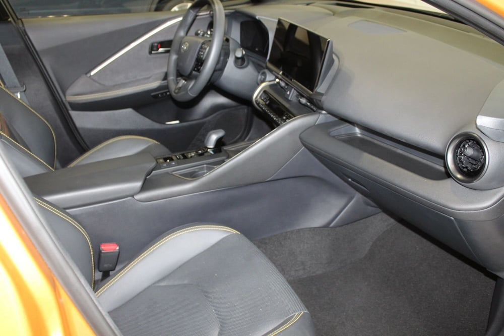 Toyota Toyota C-HR usata a Trento (6)