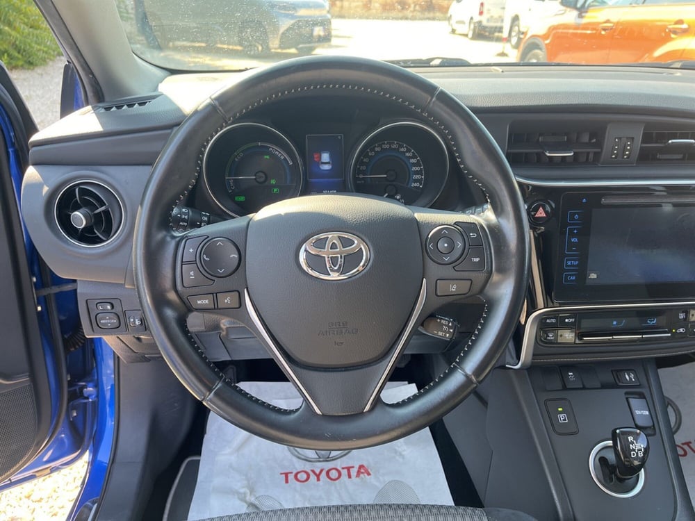 Toyota Auris usata a Ragusa (11)
