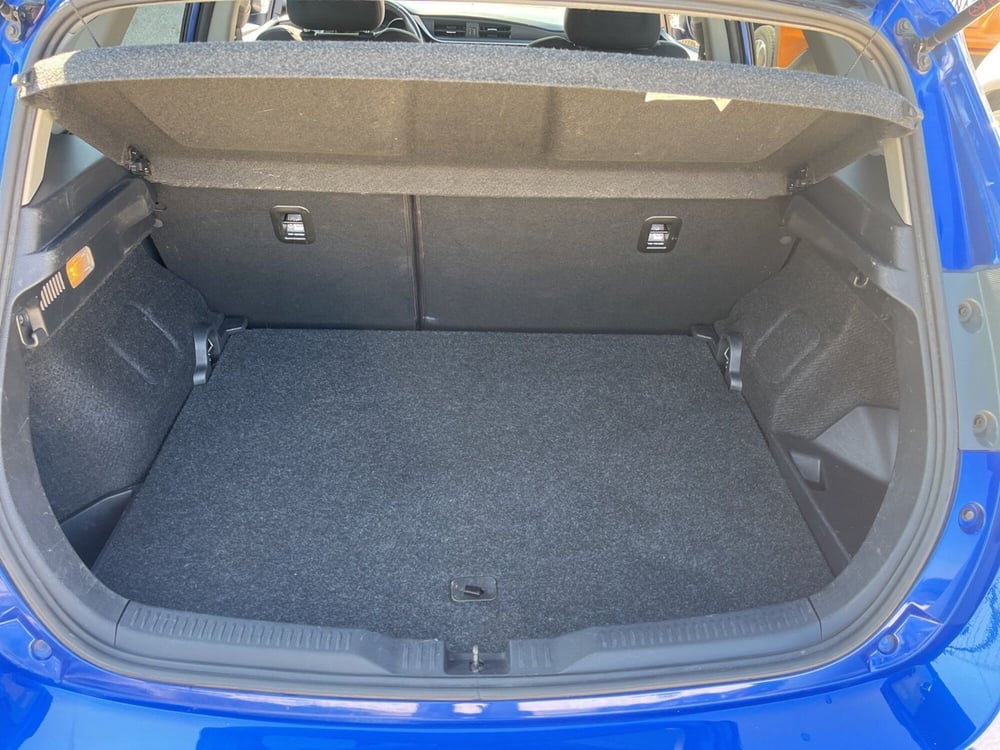 Toyota Auris usata a Ragusa (7)