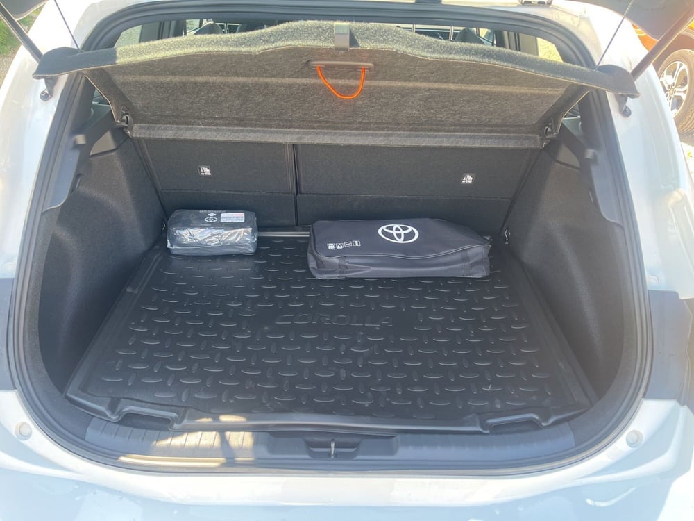 Toyota Corolla nuova a Ragusa (6)