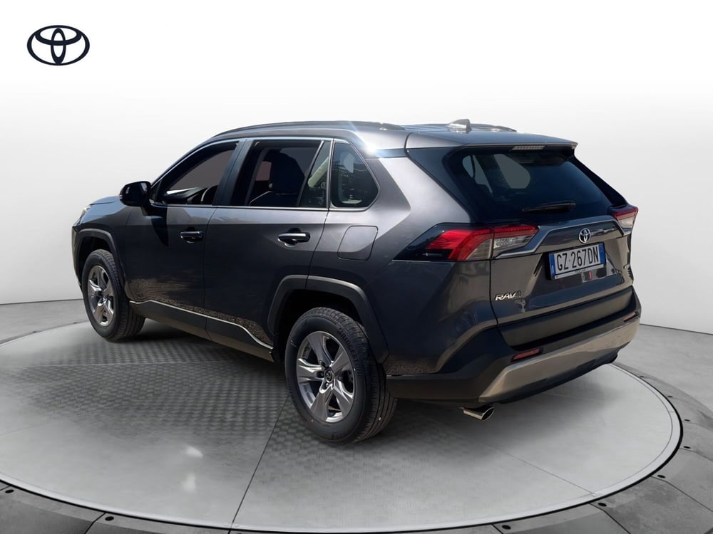 Toyota Rav4 nuova a Ragusa (4)