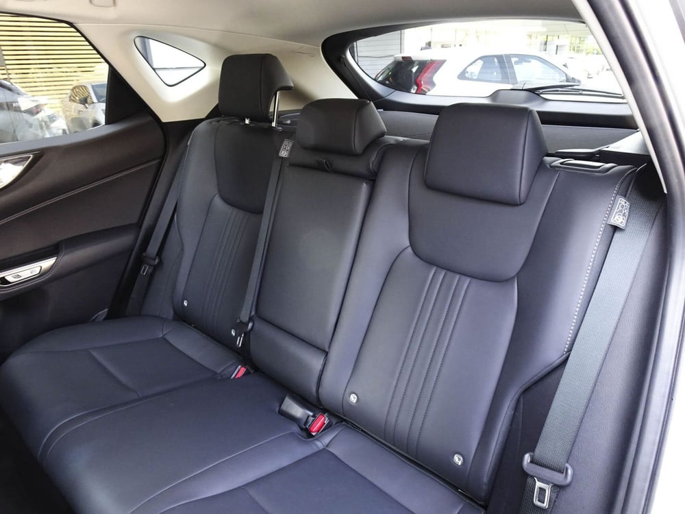 Lexus NX usata a Treviso (12)