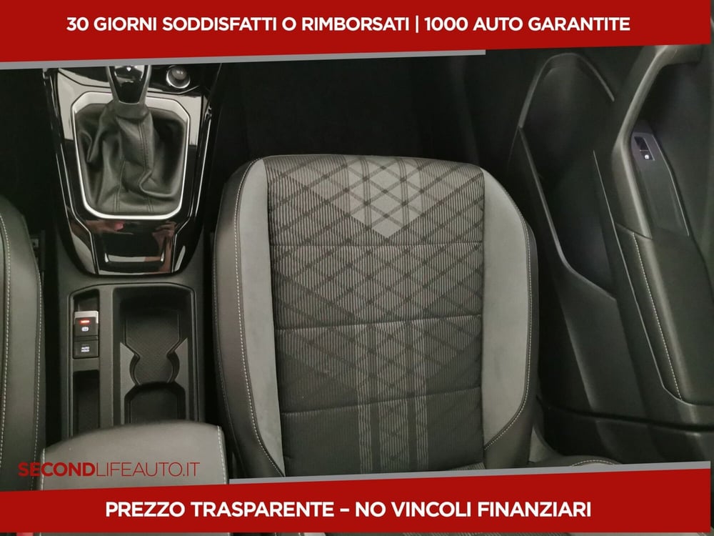 Volkswagen T-Roc usata a Chieti (18)