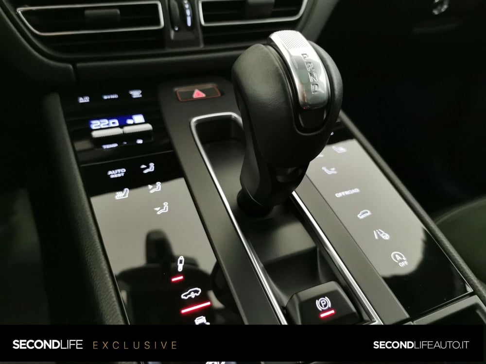 Porsche Macan usata a Chieti (19)