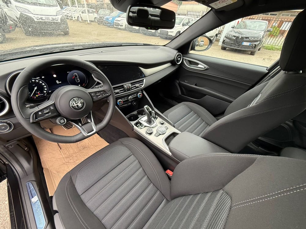 Alfa Romeo Giulia nuova a Reggio Emilia (10)