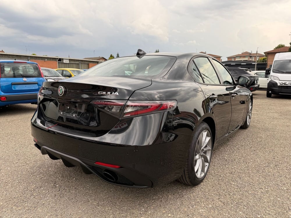 Alfa Romeo Giulia nuova a Reggio Emilia (9)