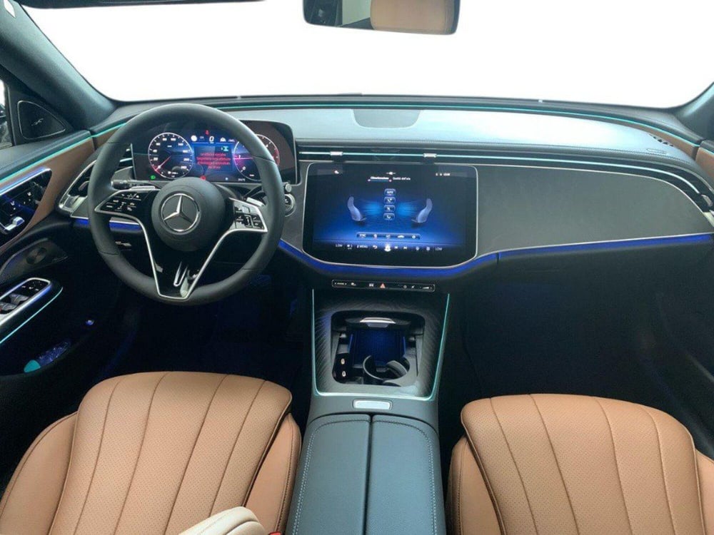 Mercedes-Benz Classe E Station Wagon nuova a Rimini (11)