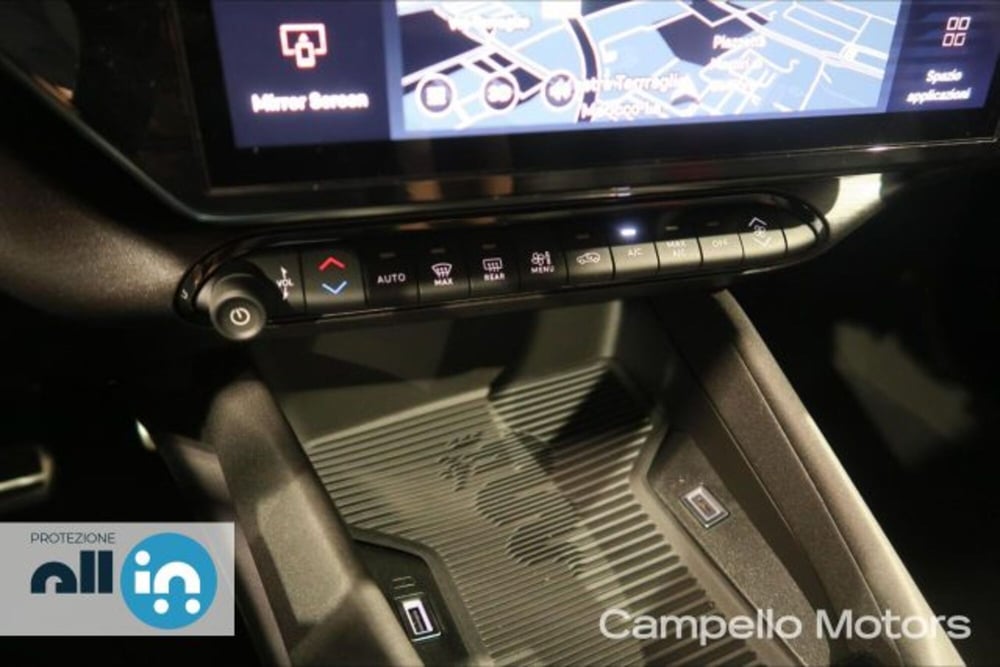 Alfa Romeo Junior nuova a Venezia (12)