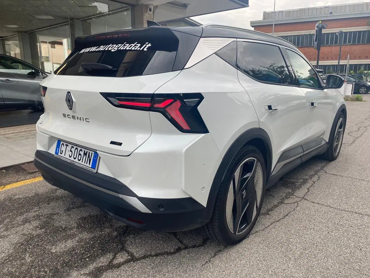 Renault Scenic E-Tech Electric usata a Brescia (6)