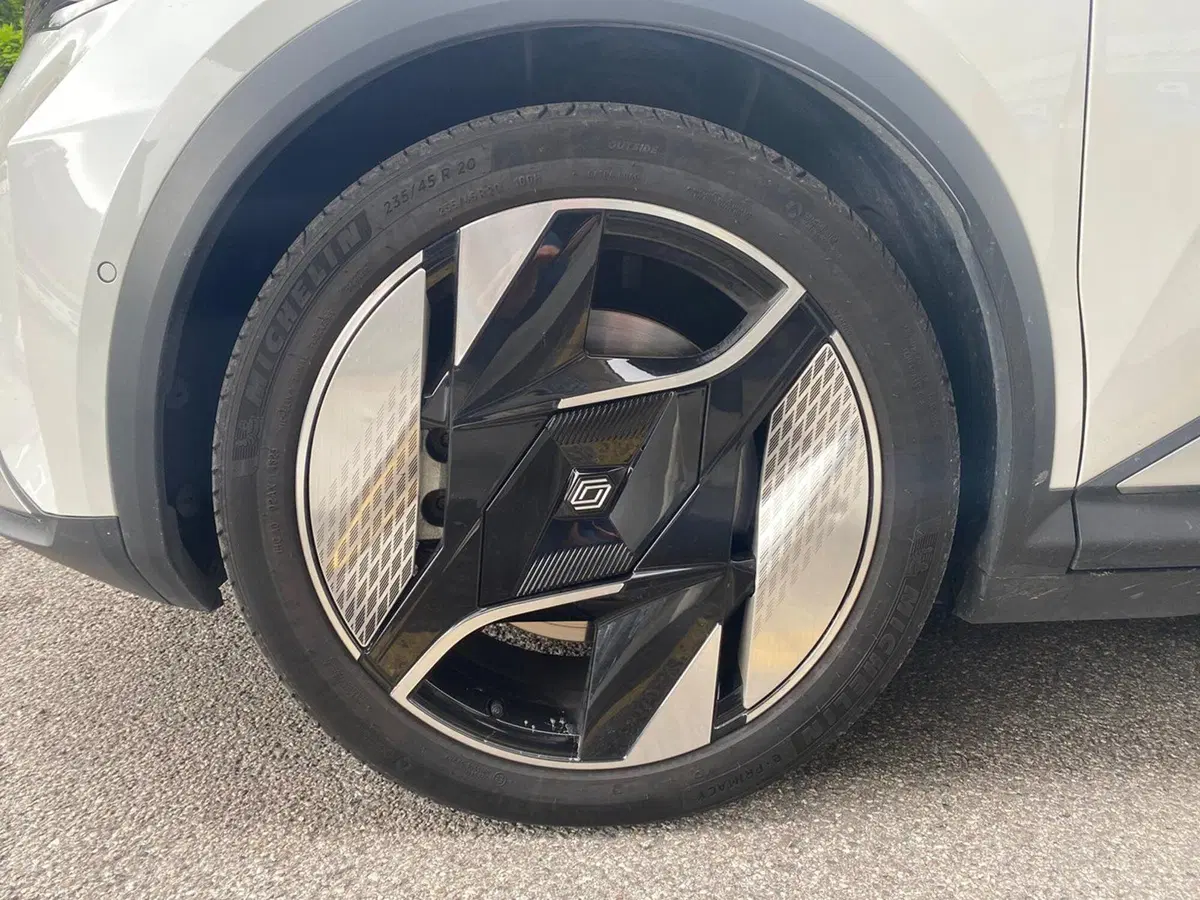 Renault Scenic E-Tech Electric usata a Brescia (7)