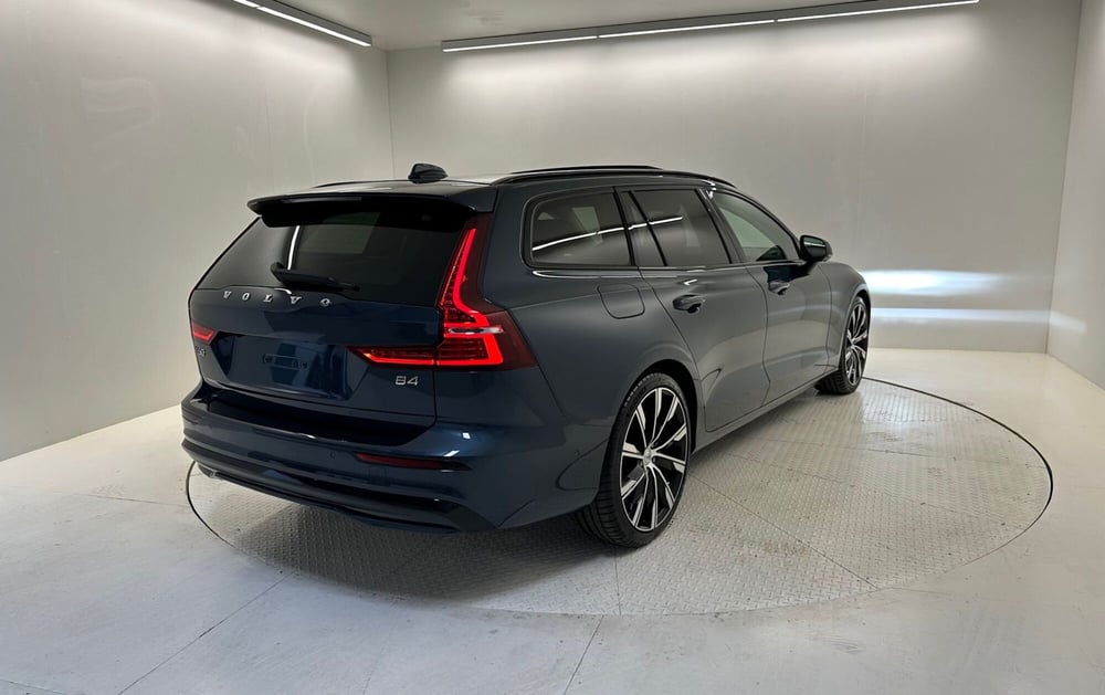Volvo V60 nuova a Bergamo (2)