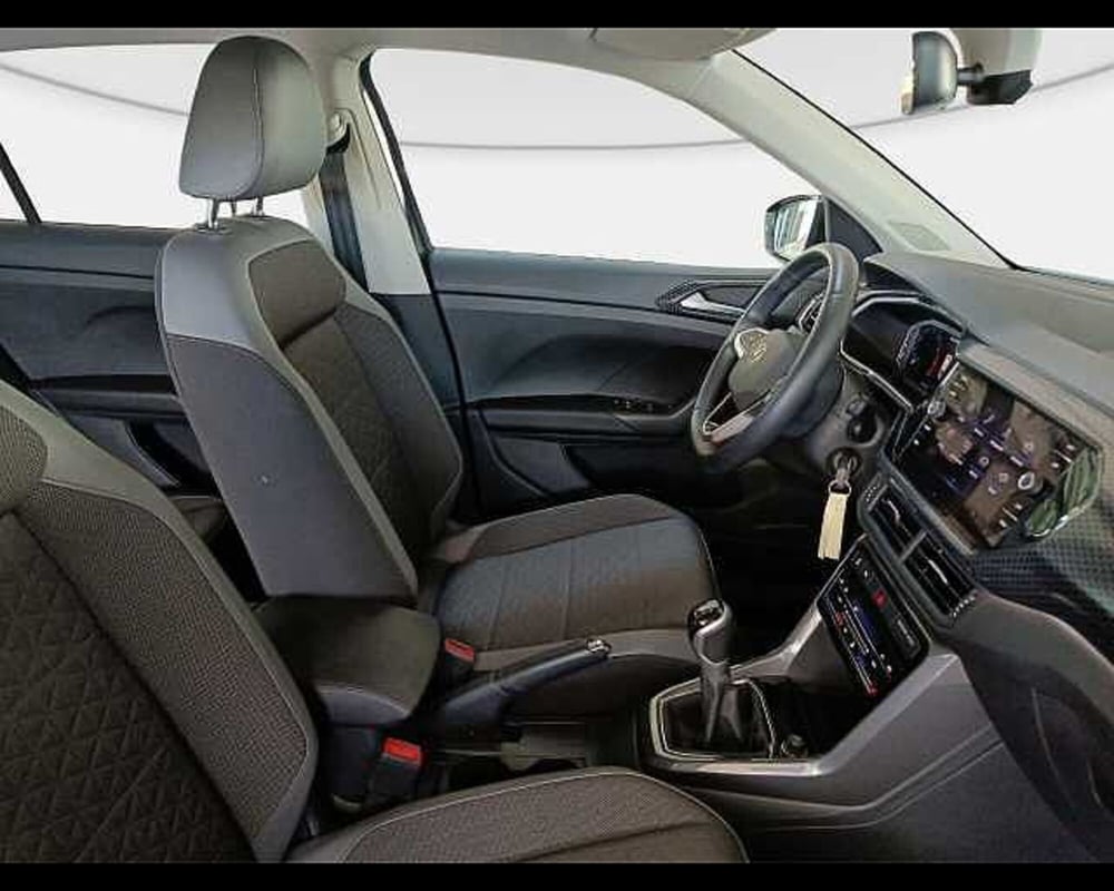 Volkswagen T-Cross usata a Roma (8)