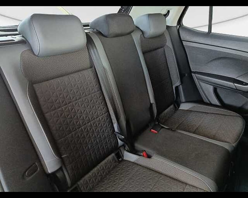 Volkswagen T-Cross usata a Roma (9)