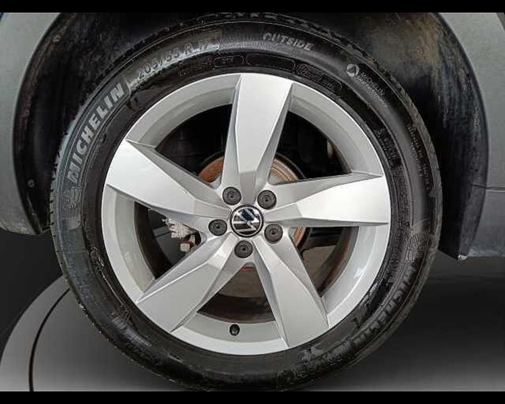 Volkswagen T-Cross usata a Roma (12)