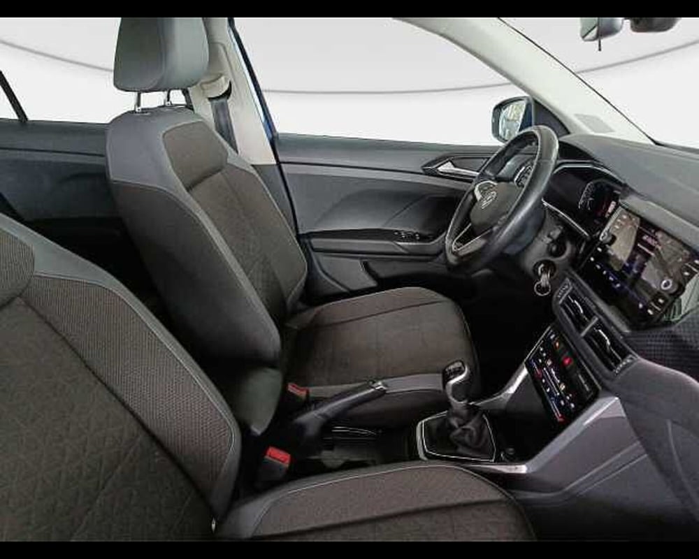 Volkswagen T-Cross usata a Roma (8)