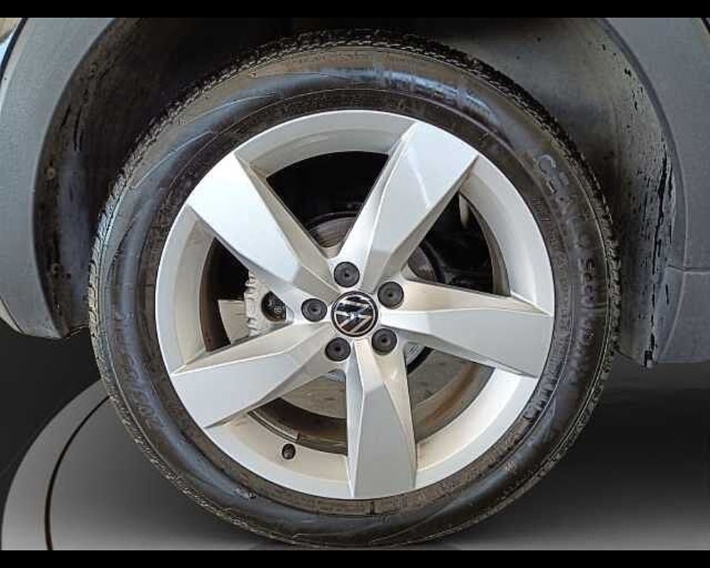 Volkswagen T-Cross usata a Roma (12)