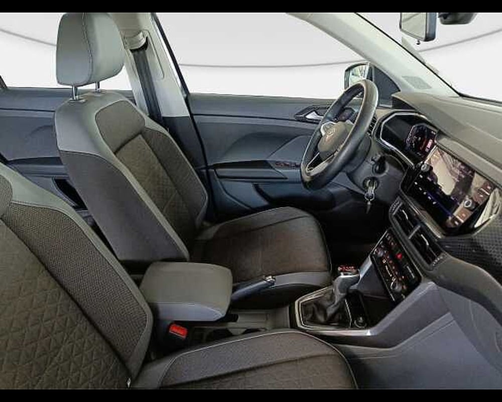 Volkswagen T-Cross usata a Roma (8)