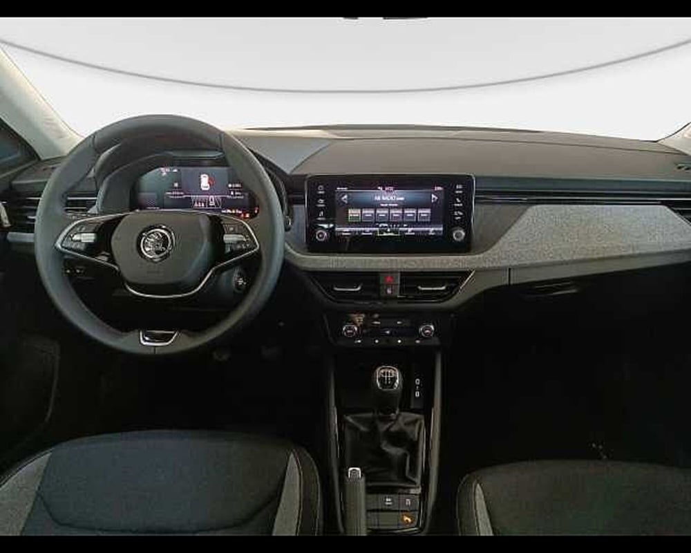 Skoda Kamiq nuova a Roma (6)