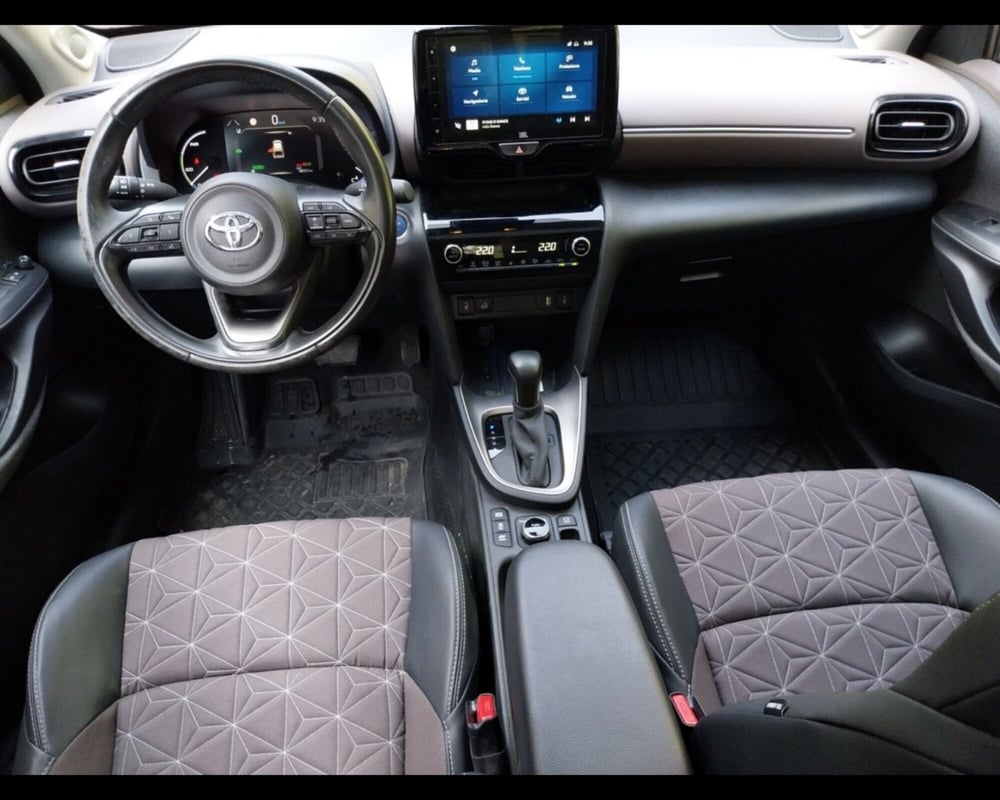 Toyota Yaris Cross usata a Forlì-Cesena (10)
