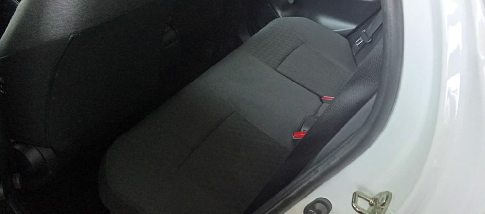 Toyota Yaris usata a Bergamo (18)