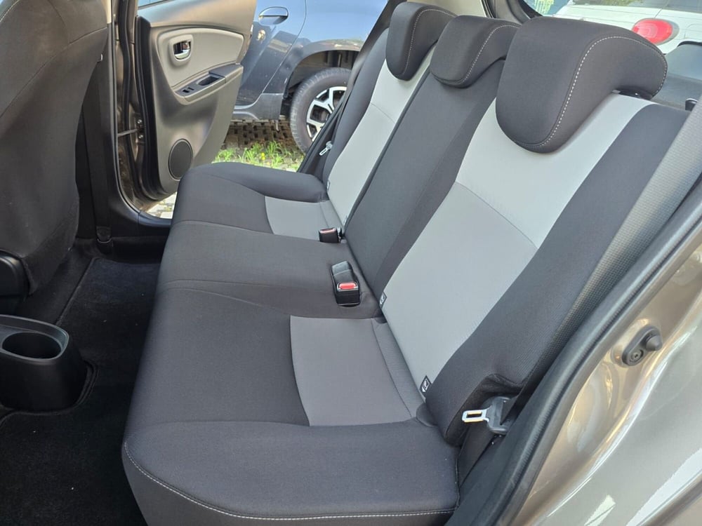 Toyota Yaris usata a Rimini (12)