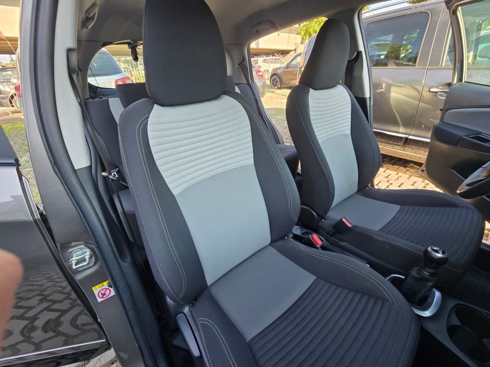 Toyota Yaris usata a Rimini (20)