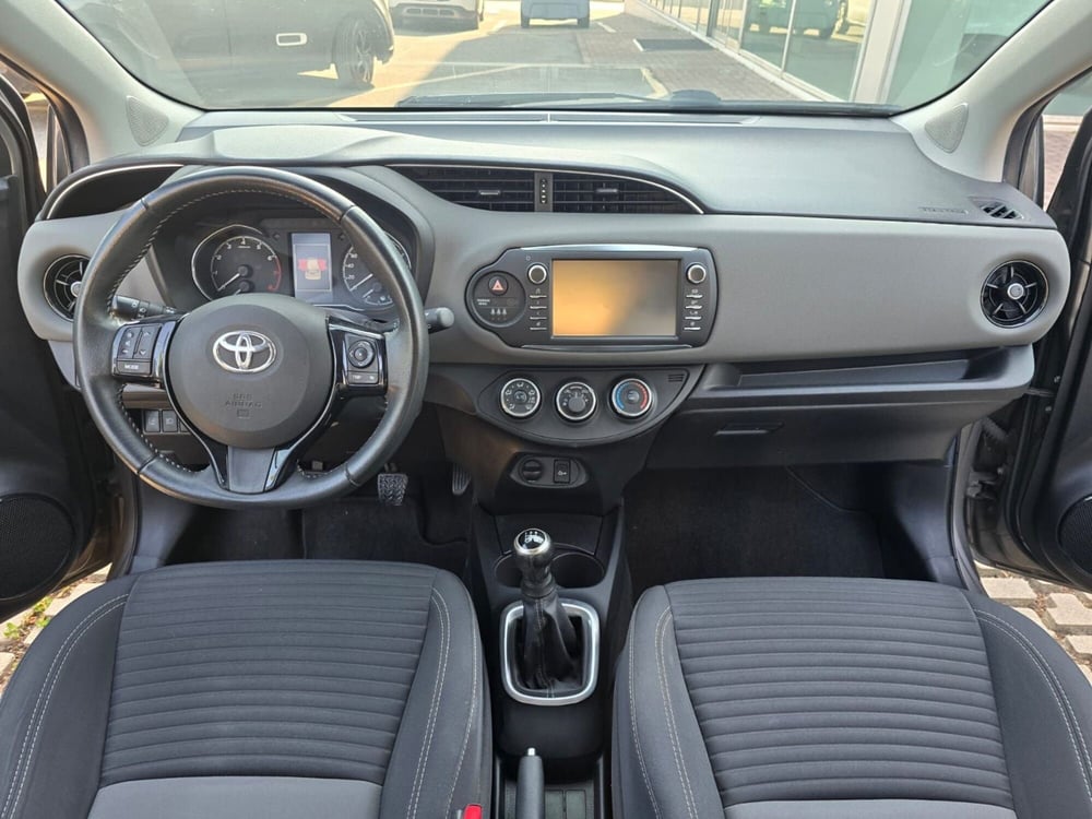 Toyota Yaris usata a Rimini (7)