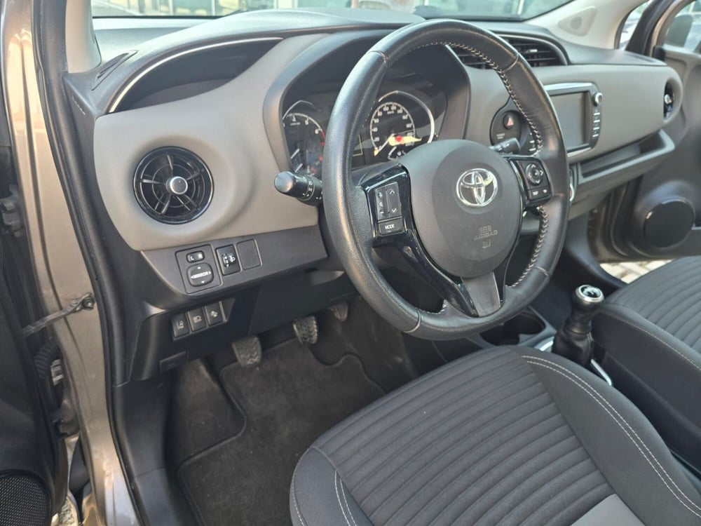 Toyota Yaris usata a Rimini (9)