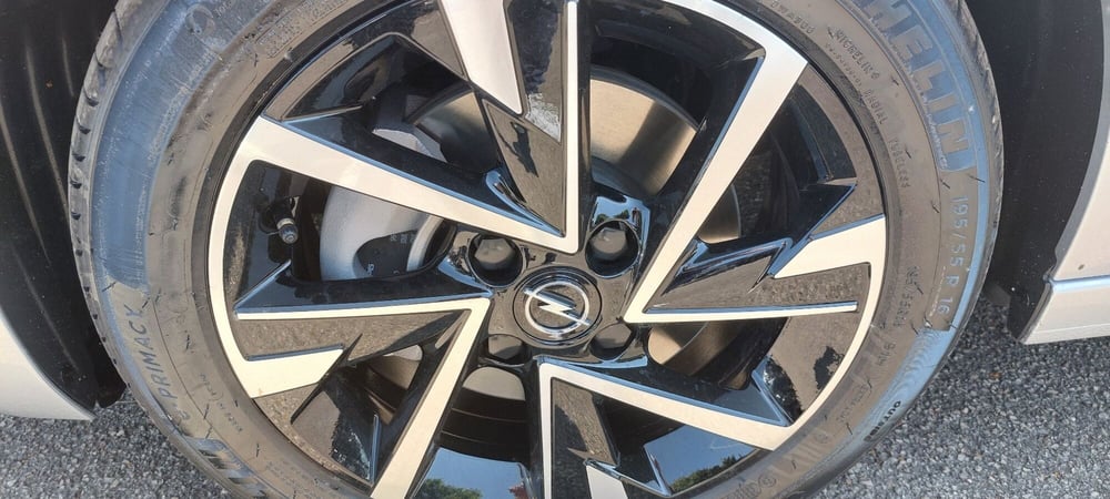 Opel Corsa nuova a Frosinone (7)