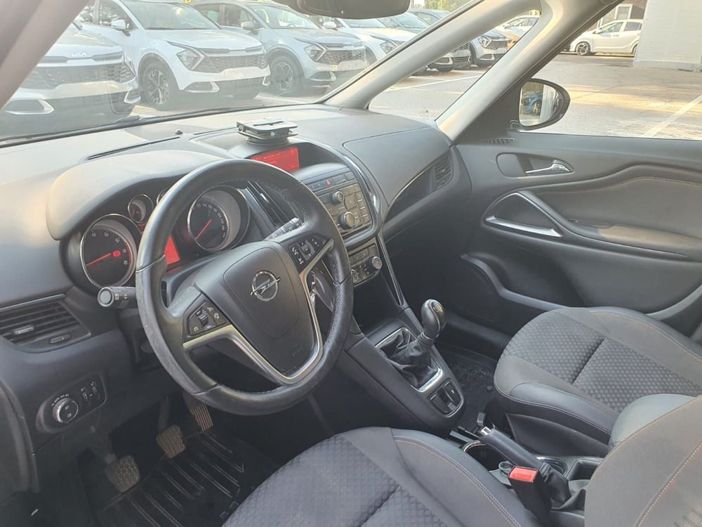 Opel Zafira Tourer usata a Rimini (7)