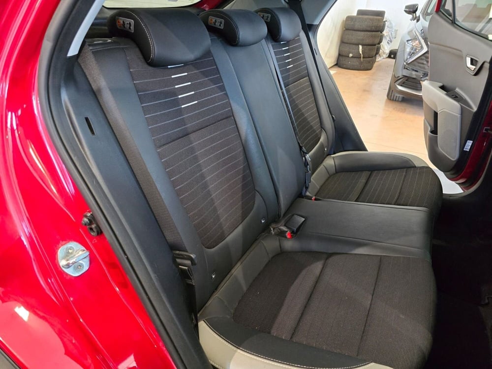 Kia Stonic usata a Rimini (17)
