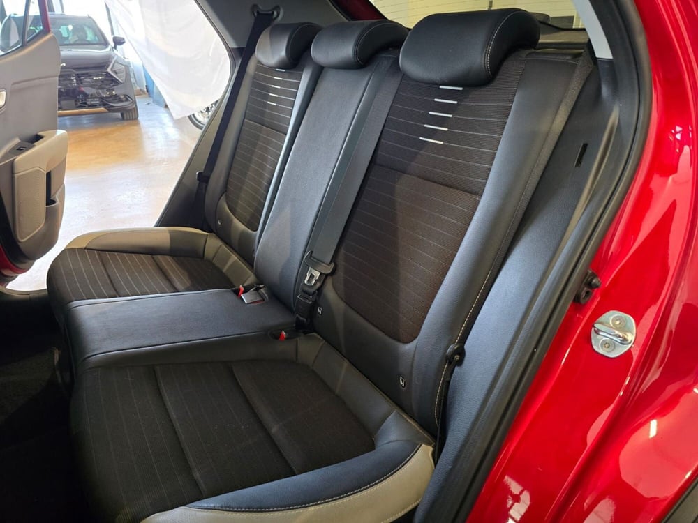 Kia Stonic usata a Rimini (18)