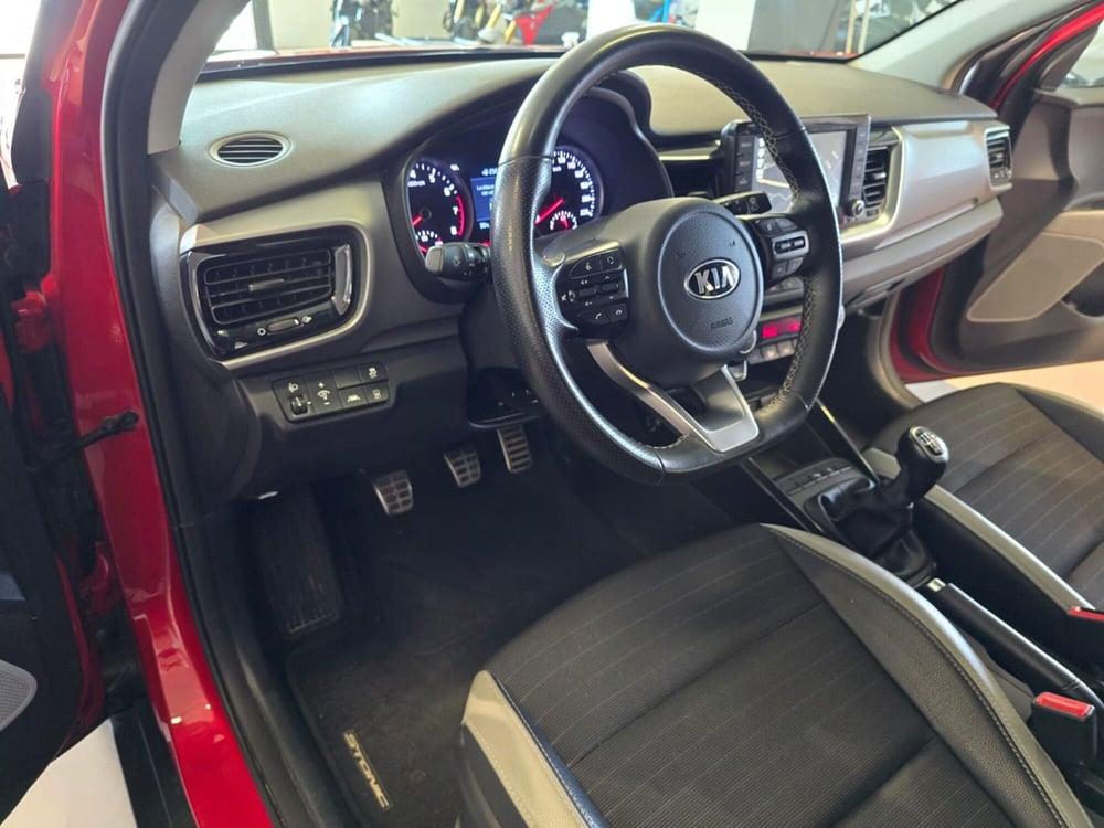 Kia Stonic usata a Rimini (9)