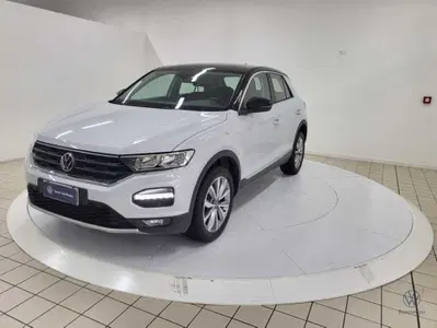 Volkswagen T-Roc 1.0 TSI Style BlueMotion Technology del 2021 usata a Catanzaro