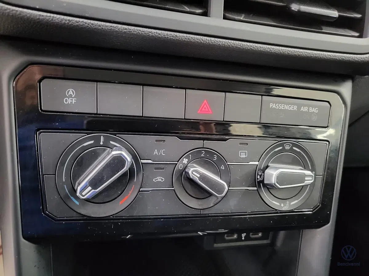 Volkswagen T-Cross usata a Catanzaro (17)