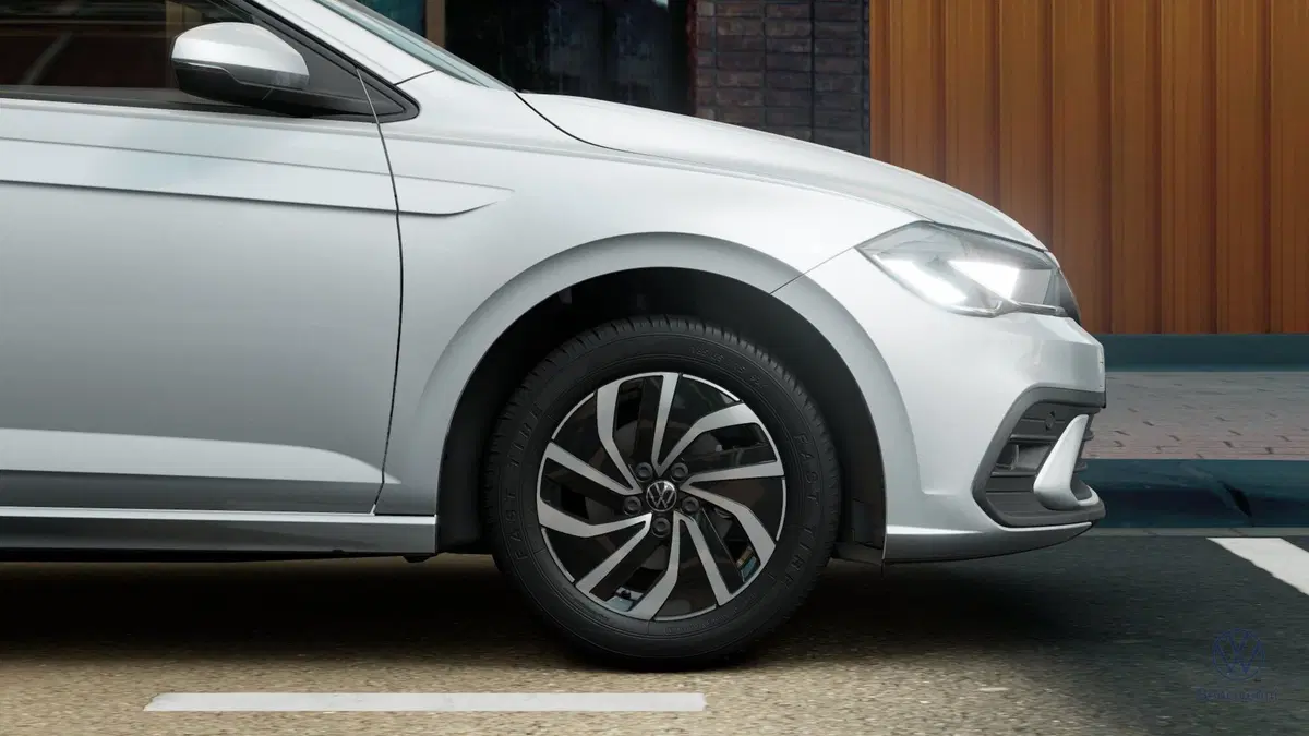 Volkswagen Polo nuova a Catanzaro (4)