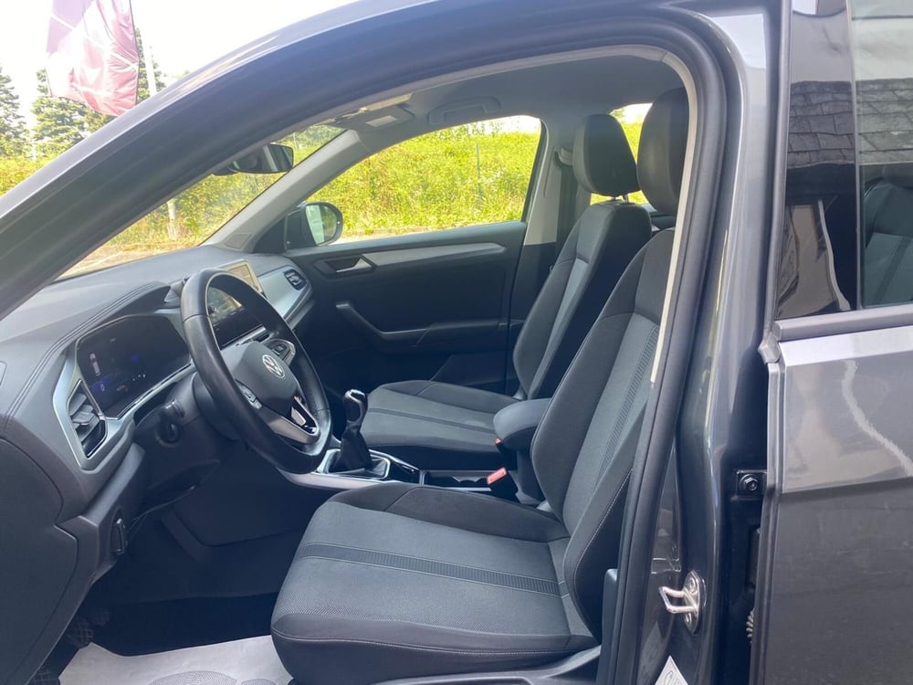 Volkswagen T-Roc usata a Monza e Brianza (12)