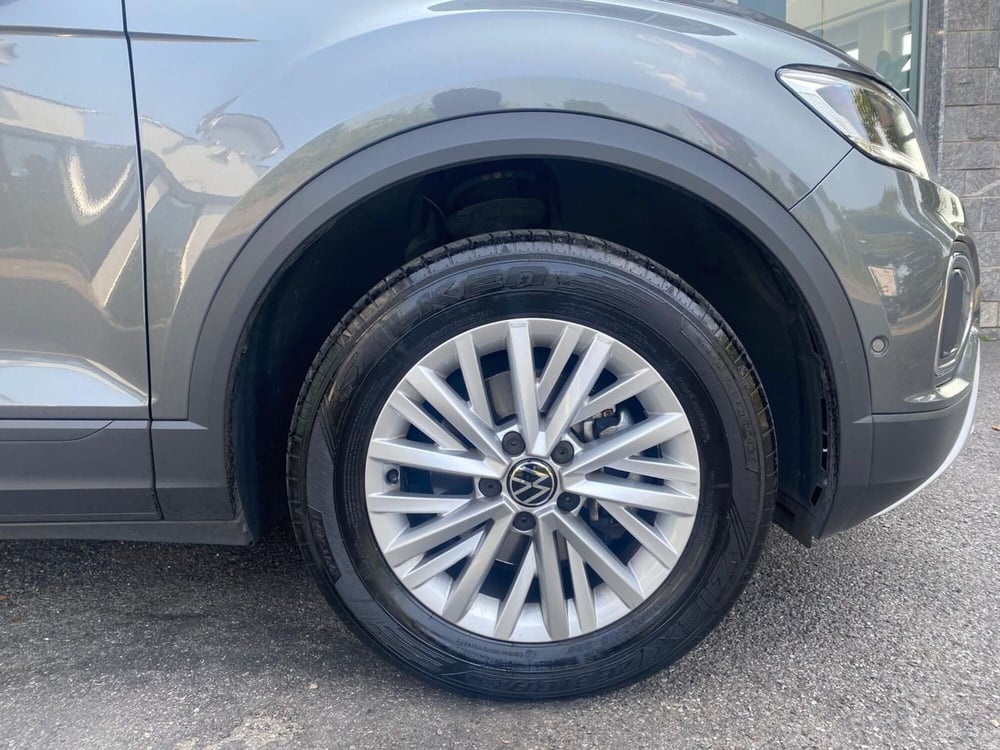 Volkswagen T-Roc usata a Monza e Brianza (9)
